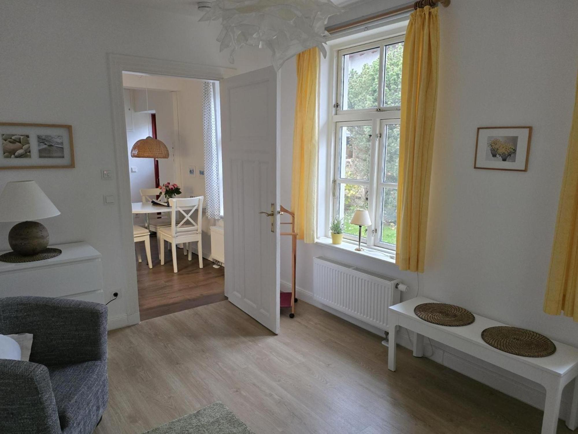 Ferienwohnung Hofidyll - Warnemuende Росток Экстерьер фото